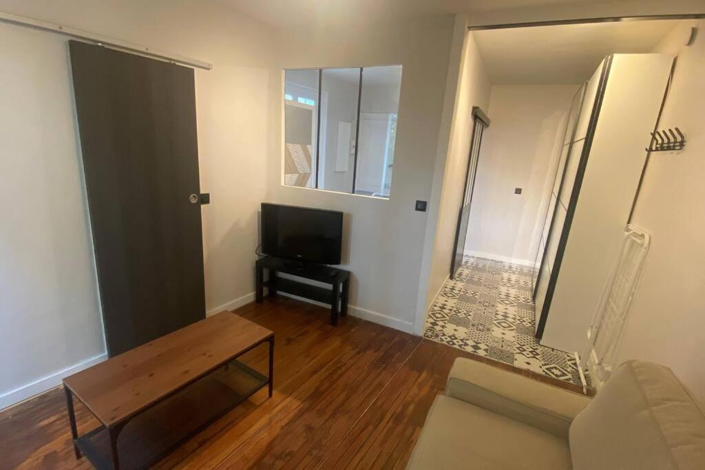 Grand Studio Refait A Neuf ! Yerres Bagian luar foto